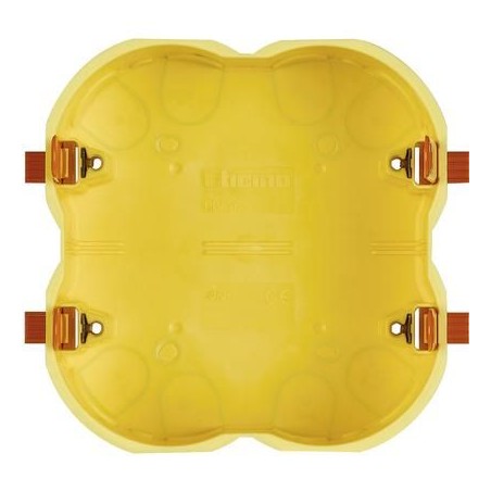 Caja empotrar pladur 3+3 modulos para pantalla LN4890 Bticino PB526